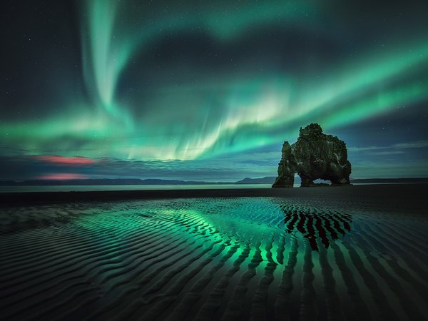 исландия, небо, ночь, отлив, пляж, северное сияние, скала