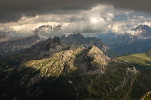 Обои на рабочий стол: Dolomites, горы, италия, облака