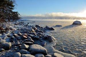 Обои на рабочий стол: Finland, Helsinki, Kallahti, Uusimaa, Балтийское море, зима, камни, море, побережье