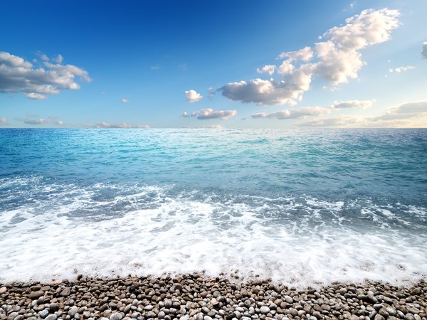 beach, blue, sea, seascape, sky, берег, волны, галька, камни, море, небо, пляж