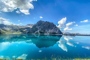 Обои на рабочий стол: alps, Austria, Lüner Lake, Lünersee, австрия, Альпы, горы, озеро, Озеро Люнерзе, отражение