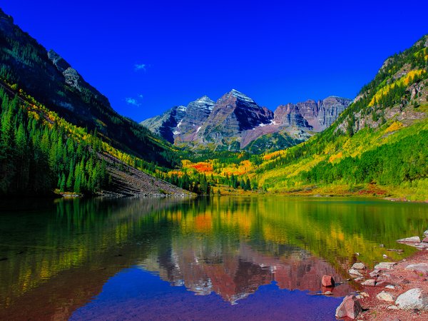 Colorado, Elk Mountains, Maroon Bells, Maroon Lake, Rocky Mountains, вершины, горы, Колорадо, озеро, Озеро Марун, отражение, Скалистые горы