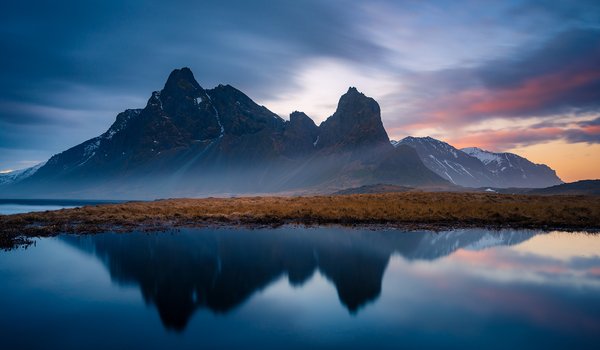 Обои на рабочий стол: Eystrahorn, гора, исландия, озеро, отражение