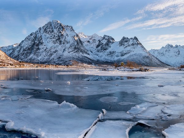 clouds, ice, lake, landscape, mountains, nature, rocks, sky, snow, water, winter, вода, горы, зима, лед, небо, облака, озеро, пейзаж, природа, скалы, снег