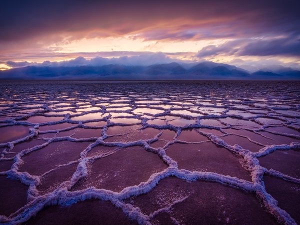 Death Valley, rain, Salt Basin