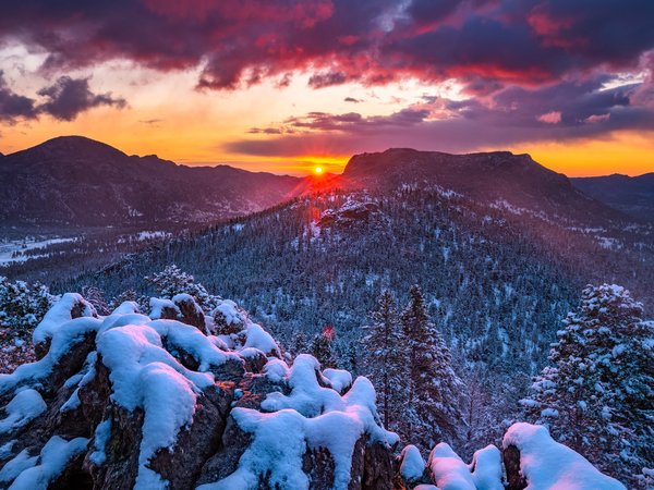 Colorado, Rocky Mountain National Park, Rocky Mountains, восход, горы, зима, Колорадо, лес, Национальный парк Роки-Маунтин, рассвет, Скалистые горы, снег