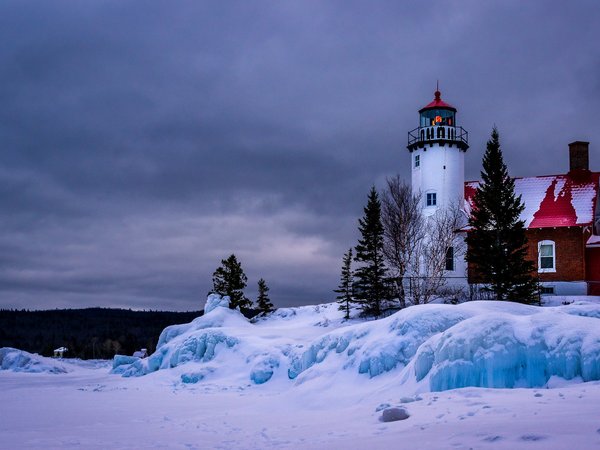 Eagle Harbor Lighthouse, Lake Superior, Верхнее, зима, лед, маяк, Мичиган, озеро, пейзаж, снег, сша