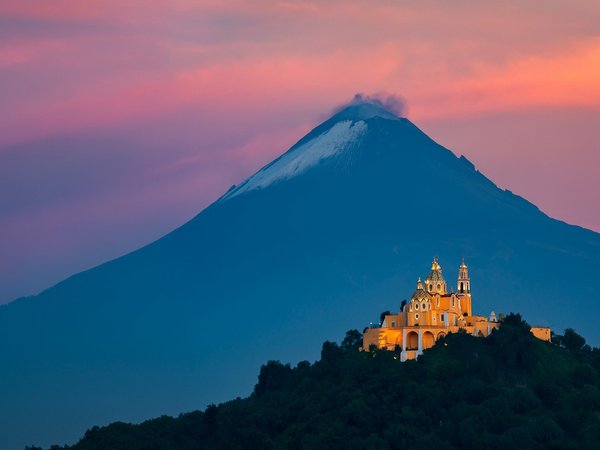 Cholula, church, México, mountain, Volcanic Shrine