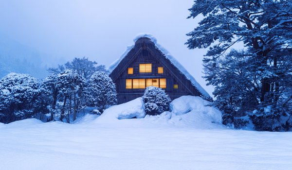 Обои на рабочий стол: house, hut, landscape, snow, trees, village, winter, деревья, зима, снег, хижина