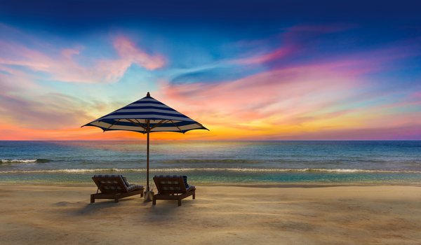 Обои на рабочий стол: beach, beautiful, sand, sea, seascape, sky, summer, sunset, tropical, берег, волны, закат, лето, море, небо, пляж