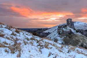 Обои на рабочий стол: закат, замок, руины