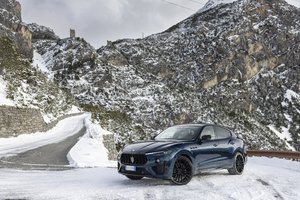 Обои на рабочий стол: 2023, Levante, Limited Edition, maserati, Maserati Levante V8 Ultima, Ultima, лимитированная серия