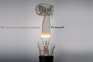 Обои на рабочий стол: or invent, we never are what we intend, лампочка, минимализм, надпись, серый, фон
