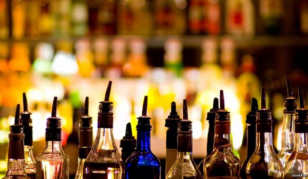 Обои на рабочий стол: alkohol, bottles, cocktail, drinks, алкоголь, бутылки, коктейль, напитки