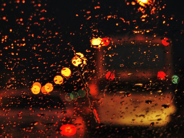 боке, вечер, вода, город, дождь, дорога, капли, настроение, огни, стекло, улица