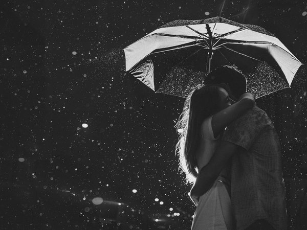 background, hd wallpapers, love, wallpaper, вода, девушка, дождь, женщина, зонт, зонтик, капли, любовь, мужчина, настроения, обои, объятие, пара, парень, парочка, полноэкранные, романтика, улыбка, фон, черный, широкоформатные, широкоэкранные