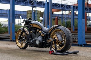 Обои на рабочий стол: Custombikes, Customized, GP-Z, Harley-Davidson, rear, Softail Breakout, Steel Horse, Thunderbike, вид сбоку