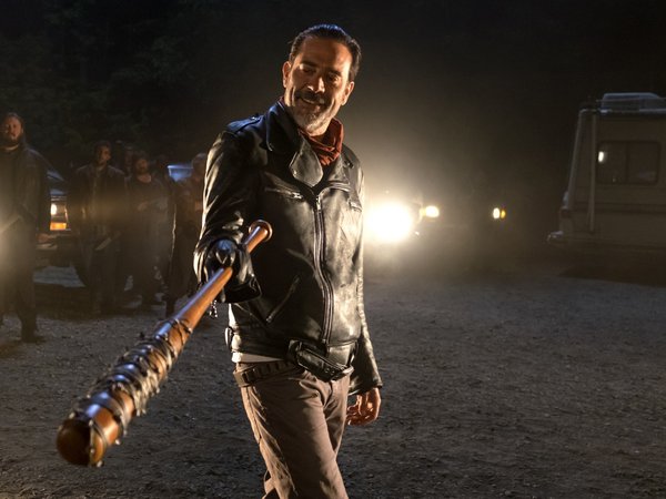 actor, beard, celebrity, depth of field, Jeffrey Dean Morgan, leather jacket, men, Negan, smiling, smug face, standing