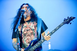 Обои на рабочий стол: rock, slayer, tom araya