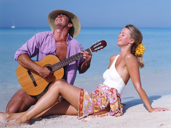 гитара, девушка, море, небо, парень, пляж