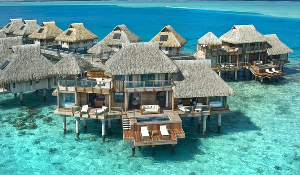 Обои на рабочий стол: bora-bora, hilton, nui-presidential-suite, дом, море