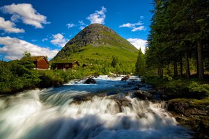 Обои на рабочий стол: norway, Valldalen, водопад, гора, домики