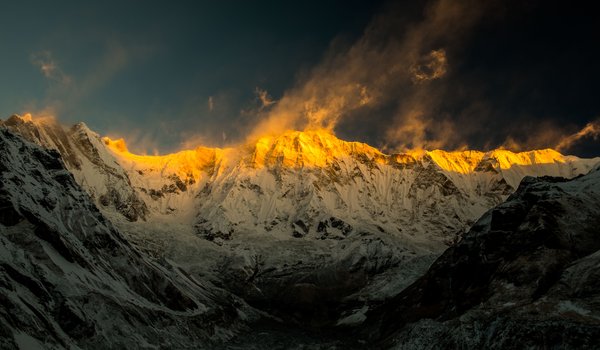 Обои на рабочий стол: Annapurna, горы, закат солнца