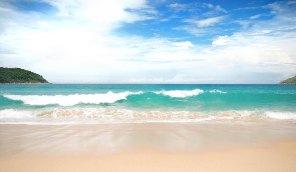Обои на рабочий стол: beach, blue, sand, sea, summer, wave, волны, лето, море, песок, пляж
