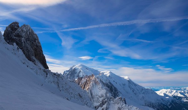 Обои на рабочий стол: alps, france, Mont Blanc, Альпы, горы, Монблан, небо, снег, франция