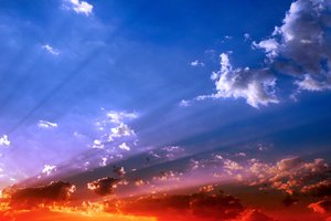 Обои на рабочий стол: восход, небо, облака, свет