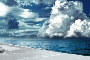 Обои на рабочий стол: undefined, море, облако, пляж