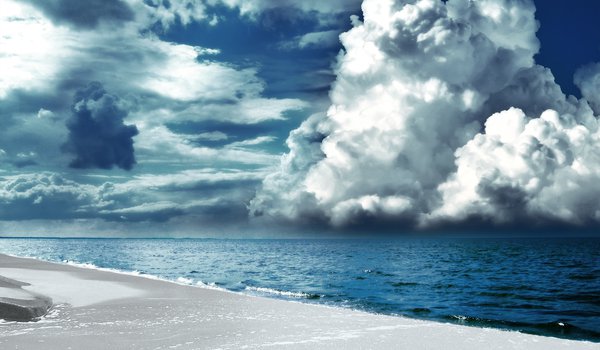 Обои на рабочий стол: undefined, море, облако, пляж
