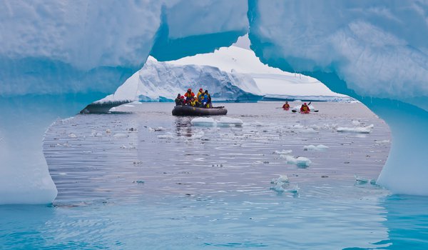 Обои на рабочий стол: антарктида, лед, лодка
