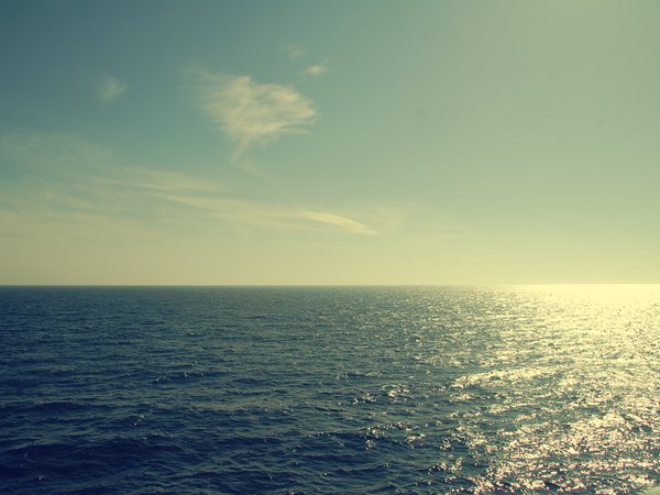 море
