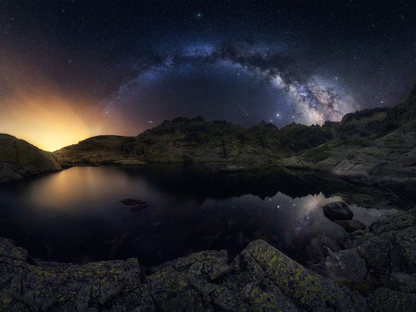 Antonio Prado Pérez, lake, Meteor, milky way, mountains, reflection, горы, метеор, млечный путь, озеро, отражение