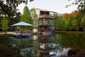 Обои на рабочий стол: architecture, boat, forest, grass, house, lake, nature, plants, reflections in water, sky, trees, архитектура, деревья, дом, лес, лодка, небо, озеро, отражения в воде, природа, растения, трава