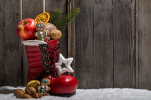 Обои на рабочий стол: christmas, new year, новый год, праздник, рождество, украшения, шарики