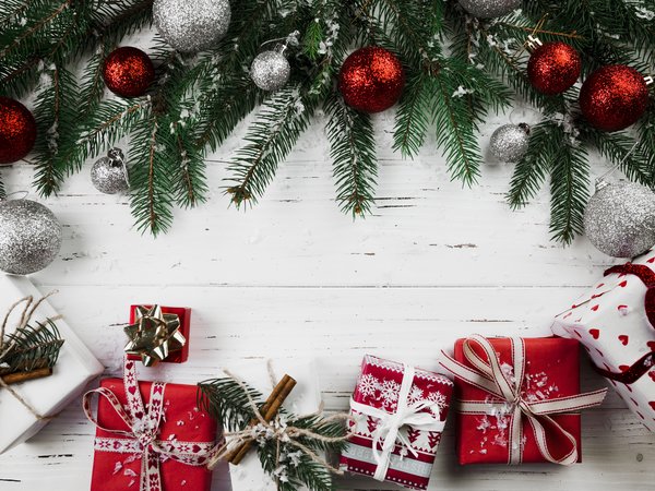 2019, balls, christmas, decoration, fir tree, gifts, merry, new year, wood, ветки ели, елка, новый год, подарки, рождество, шары
