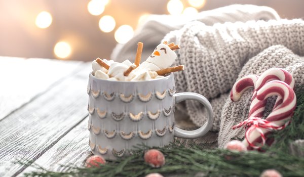 Обои на рабочий стол: christmas, cup, decoration, fir tree, hot chocolate, marshmallow, merry, mug, vintage, winter, зефирки, какао, кружка, новый год, рождество, украшения