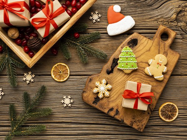 christmas, cookies, decoration, fir tree, gift box, gingerbread, new year, wood, ветки ели, новый год, печенье, подарки, пряники, рождество