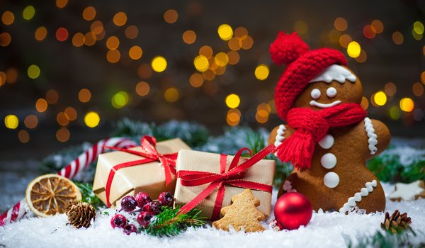 Обои на рабочий стол: bokeh, cookies, decoration, gifts, gingerbread, merry christmas, snow, winter, новый год, рождество