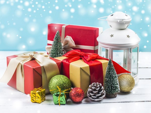 christmas, decoration, gift box, lantern, merry, new year, snow, wood, Xmas, новый год, подарки, рождество, снег, украшения, фонарь