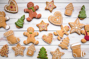Обои на рабочий стол: christmas, cookies, decoration, merry, new year, новый год, печенье, рождество, украшения