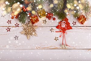 Обои на рабочий стол: christmas, decoration, merry, new year, wood, новый год, рождество, украшения