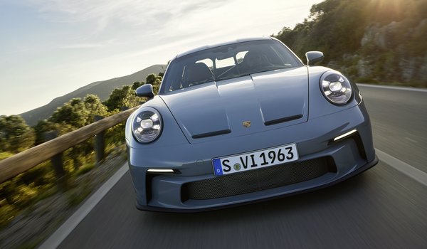 Обои на рабочий стол: 911, Front, headlights, porsche, Porsche 911 S/T Heritage Design Package