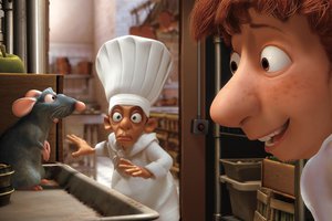 Обои на рабочий стол: ratatouille, живодэр, кладовка, крысёнок, лингвини, мультфильм, рататуй, реми, ситуации