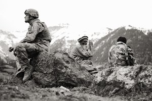Обои на рабочий стол: американец, афганистан, солдат, старик