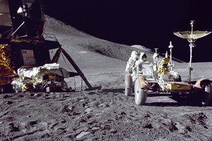 Обои на рабочий стол: apollo 15, falcon, jim irwin, астронавт, луна, луномобиль