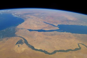 Обои на рабочий стол: африка, земля, Красное море, Нил, река, Синайский полуостров, Средиземное море