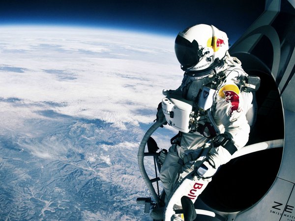 Felix Baumgartner, red bull, red bull stratos, космос, обои hd, парашют, полет, прыжок, скачать обои, скачать обои для рабочего стола, спортсмен, широкоформатные обои
